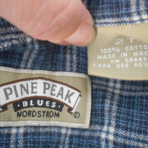 Boys Pine Peak Blues by Nordstrom shirt Size 2T - Picture 4 of 7